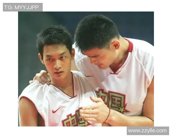 干扰姚明罚球的背后故事与篮球比赛中的心理战术分析