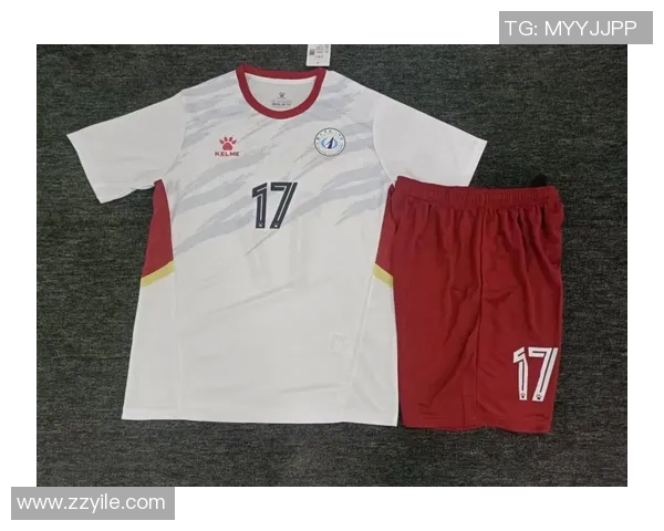 足球明星的训练服背后的故事与时尚潮流的完美结合