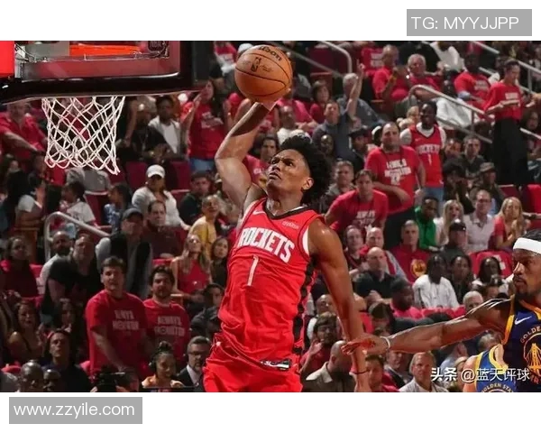 吉米巴特勒如何在NBA赛场上展现领袖风范与卓越实力